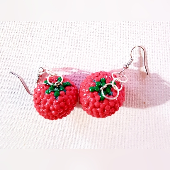 TomatEARS Earrings Beaded Tomato Handmade Jewelry Hand Crafted - Picture 4 of 11